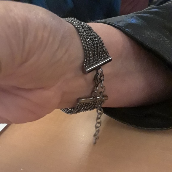 Rhinestone and gunmetal adjustable bracelet - Picture 2 of 3